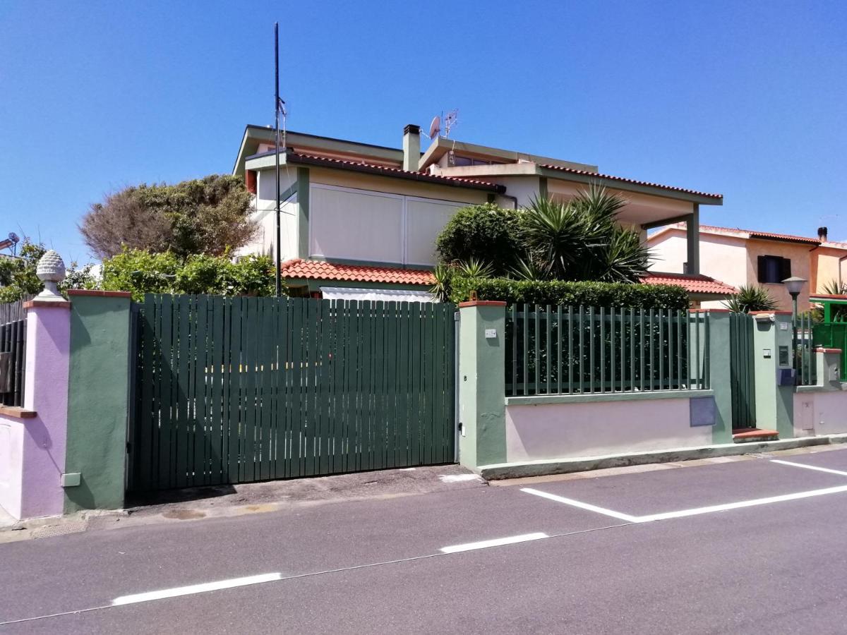 Monolocale A Pochi Passi Dalla Spiaggia Capoterra Kültér fotó